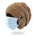 Braune Strickmütze mit seitlichen Knöpfen für Masken und blauer Gesichtsmaske - Karamell Mit Knöpfen