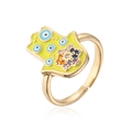 Makroaufnahme von vergoldetem Hamsa-Ring mit gelber Emaille und bösem Blick Zirkon - Hamsa Hand Stil (12128) / Gelb