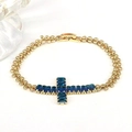 Elegante bracciale a maglia dorata con ciondolo a croce in zircone blu su bianco - Verde Smeraldo