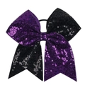 Détail d'un grand chouchou à paillettes avec des sequins métalliques violets et noirs - Violet Noir