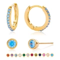 Detail view of gold S925 silver earring set with 12 colorful birthstone options - Hoop and Stud Set / Gold-Navy Blue