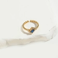 Bague ouverte plaquée or 14K avec zircon bleu rectangulaire et accents de diamants - Zircon Bleu Foncé/Pierre Principale Rectangulaire/Anneau à Billes