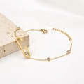 Elegante bracciale placcato oro 18K con ciondolo a lettera C in cristallo e catena sottile - Bracciale Oro