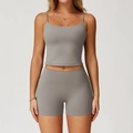 Ensemble de yoga gris 2 pièces avec débardeur moulant et short de fitness taille haute - L / Gris Givré (Débardeur + Short)