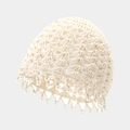 Gorro de ganchillo hecho a mano con borlas de perlas y correas para mujer - Talla única / Beige