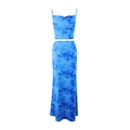 Detail van blauwe abstracte print tweedelige set met korte top en lange maxi-rok - S / Blauw