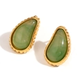 Vintage 18K gold plated hammered earrings with teardrop green stones and wavy edges - Serrated Teardrop Gemstone Stud Earrings - Gold Light Green
