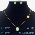Set gioielli in acciaio al titanio dorato con collana e orecchini a margherita smaltati verdi - Set Collana e Orecchini Oro (KS200370-LX)