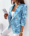 Detailweergave van lichtblauwe bloemenblazer met gouden dubbelrijige knopen set - S / Blauw