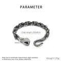Macro-opname van roestvrijstalen slangenarmband met afmetingen 200x8mm en gewicht van 25g - Zilveren Slangenkop Parameter Stijl (KB203299-Z)