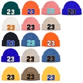 Gorros de punto de invierno con bordado del número 23 en varios colores y tela cálida - Número de Sombrero Personalizado