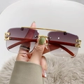 Retro square pilot sunglasses with gradient purple lenses and mahogany wood textured arms - Gold Frame Gradient Grey Lens