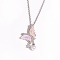 Dettaglio della collana a farfalla rosa iridescente con perle e nappe di zirconi - Farfalla Iridescente Rosa (Stile 3)