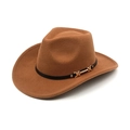 Détail d'un chapeau de cow-boy en laine caramel avec bandeau en cuir et boucles dorées - M (56-58cm) / Kaki