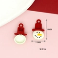 Macro shot of snowman Christmas pendant with dimensions 19x11mm and weight 2.1g - Snowman