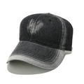 Berretto da baseball in denim grigio scuro lavato con motivo a cuore sbiadito sulla corona - M (56-58cm) / Nero