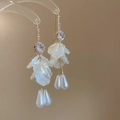 Boucles d'oreilles dorées avec pierres roses, pétales blancs et glands en perles - Pendentif à Pétales de Quartz Rose à Crochet (22#)
