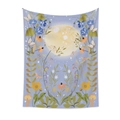 Détail de la tapisserie bohème avec phases de lune, fleurs bleues et motifs de papillon - 73X95CM / LT045-3 Mandala Lune Violet