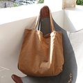 Vintage brown canvas tote bag with large capacity and casual shoulder straps - Brown