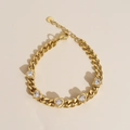 Gold chain heart bracelet with five clear zircon stones and a secure lobster clasp - Gold + White Heart (AKS960)