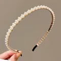 Elegante cerchietto per bambine con doppia fila di perle e base in metallo dorato lucido - Stile 7 Perla Irregolare