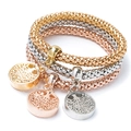 Detailansicht der Lebensbaum-Anhänger an Gold, Silber und Roségold Popcorn-Kettenarmbändern - 1042 Baum des Lebens Set