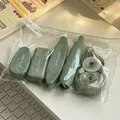 Set di 5 nastri correttivi verde sfumato in un astuccio trasparente per scuola e ufficio - Kit Nastro Correttore (5 pezzi) / Verde