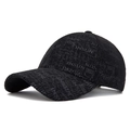 Schwarze Cord-Baseballkappe mit dezentem INSUN-Buchstabendruck für Herbst und Winter - Verstellbar / Schwarz (Cord-Buchstabendruck)