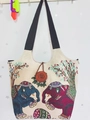 Ethno-Canvas-Tragetasche mit blauer und roter Elefantenstickerei und Holzknopfverschluss - Stil 6-Beige Doppelter Elefant