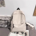 Minimalistischer cremeweißer Rucksack mit großem Fassungsvermögen und vielen Taschen - Cremeweiß (Ohne Anhänger)