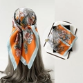 Eleganter Satin-Seidenschal in Orange und Blau mit edlen Blumen- und Vogel-Mustern - L7349-Orange