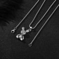 Collana in acciaio al titanio argento con ciondolo a coniglio a strisce e catena popcorn - Coniglio / 70cm