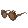 Fashionable round oversized sunglasses with tortoise shell frame and dark brown lenses - Leopard Frame / Tea Lens