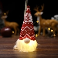 Leuchtendes Weihnachtswichtel-Ornament mit roter Schneeflockenmütze und warmer LED - Stil D (Rot Weiß Schneeflockenmuster)