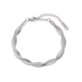 Bracciale a doppia treccia a spina di pesce argentato con ciondolo K18 e chiusura a moschettone - Bracciale a Doppio Strato-Argento