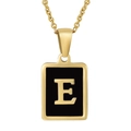 Halskette aus Gold-Edelstahl mit quadratischem Anhänger, schwarzer Emaille und Buchstabe E - Gold Buchstabe E (Mit Kette)