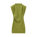 Ärmelloses olivgrünes Minikleid mit Stehkragen, Schulterpolstern und seitlicher Raffung - XS / Olivgrün