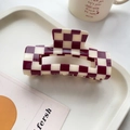 Rectangle hair claw clip with burgundy and cream checkerboard pattern in glossy finish - 10.5cm / Burgundy