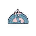 Broche avion en émail rose et bleu avec l'inscription 'Take a trip together' - Style Avion Globe (CC487)