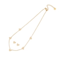 Set collana e orecchini in acciaio dorato con ciondoli a cuore in smalto rosa opaco - Set Collana e Orecchini a Cuore in Smalto