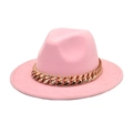 Detail of the pink felt fedora hat featuring a stylish chunky gold metal chain band - M (56-58cm) / Pink