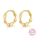 Minimalist S925 sterling silver chain earrings in golden twisted design for women - Gold (Twisted)