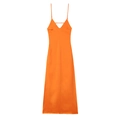 Robe longue orange en mélange de ramie avec un éclat satiné élégant et un décolleté en V - Rouge Orangé