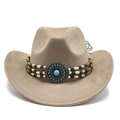 Détail d'un chapeau de cowboy en daim avec perles ethniques et boucle turquoise - M (56-59cm) / Kaki Foncé (Suède)