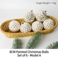 Set di 6 palline di Natale bianche con stelle dorate, 8 cm, in un cesto intrecciato - 8CM Palla Verniciata Oro Bianco Stile A (Set da 6)