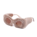 Plüschige hellbraune Katzenaugen Sonnenbrille mit Kunstpelz und braunen Gläsern - Helltee