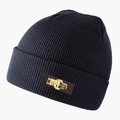 Bonnet en maille côtelée bleu marine avec écusson en cuir brun et boucle dorée - L(58-60cm) / gris foncé
