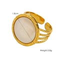 Franse vintage gouden ring met ronde witte natuursteen en gedraaide ringband - Witte Schelp