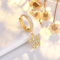 Single gold S925 silver hoop earring featuring a sparkling zircon letter W charm - Letter W (Gold)