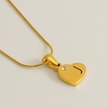 Collier pendentif cœur en or 18 carats avec lettre J gravée et petit cristal - Lettre J